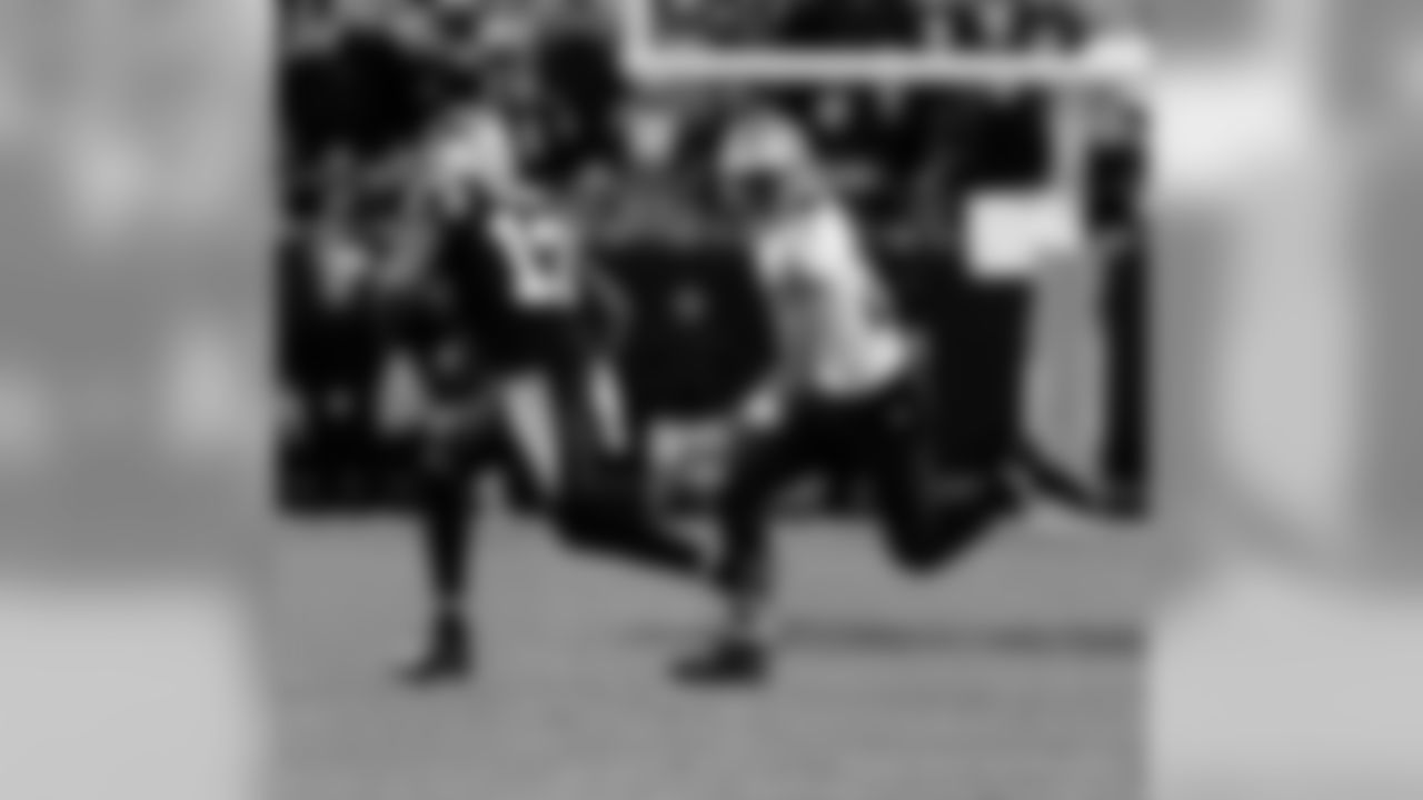 Saints 12 - Carolina 9 (W)
New Orleans Saints 2018 Season
Michael C. Hebert