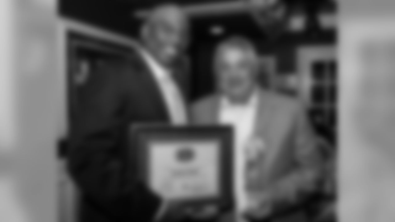 Gallery-HighSchoolCoachoftheYear-Saints-052919_013