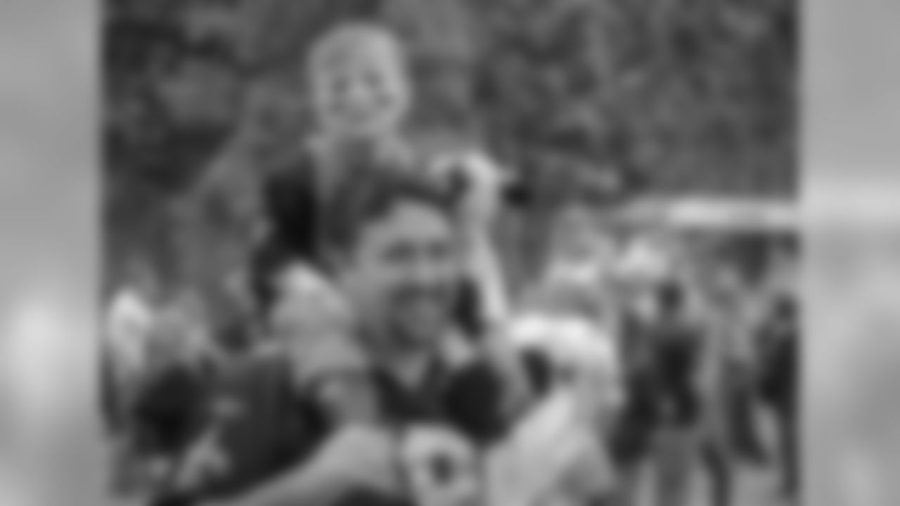 Gallery-Champions-2560-1440-1156