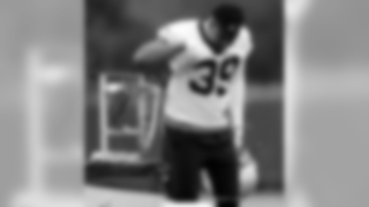 2019 New Orleans Saints - Vet Mini Camp
June 12TH
All Images Copyright Michael C. Hebert