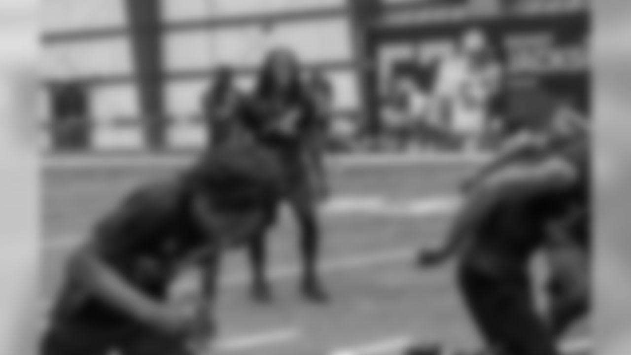 Gallery-AlvinKamara-Camp-060119_052