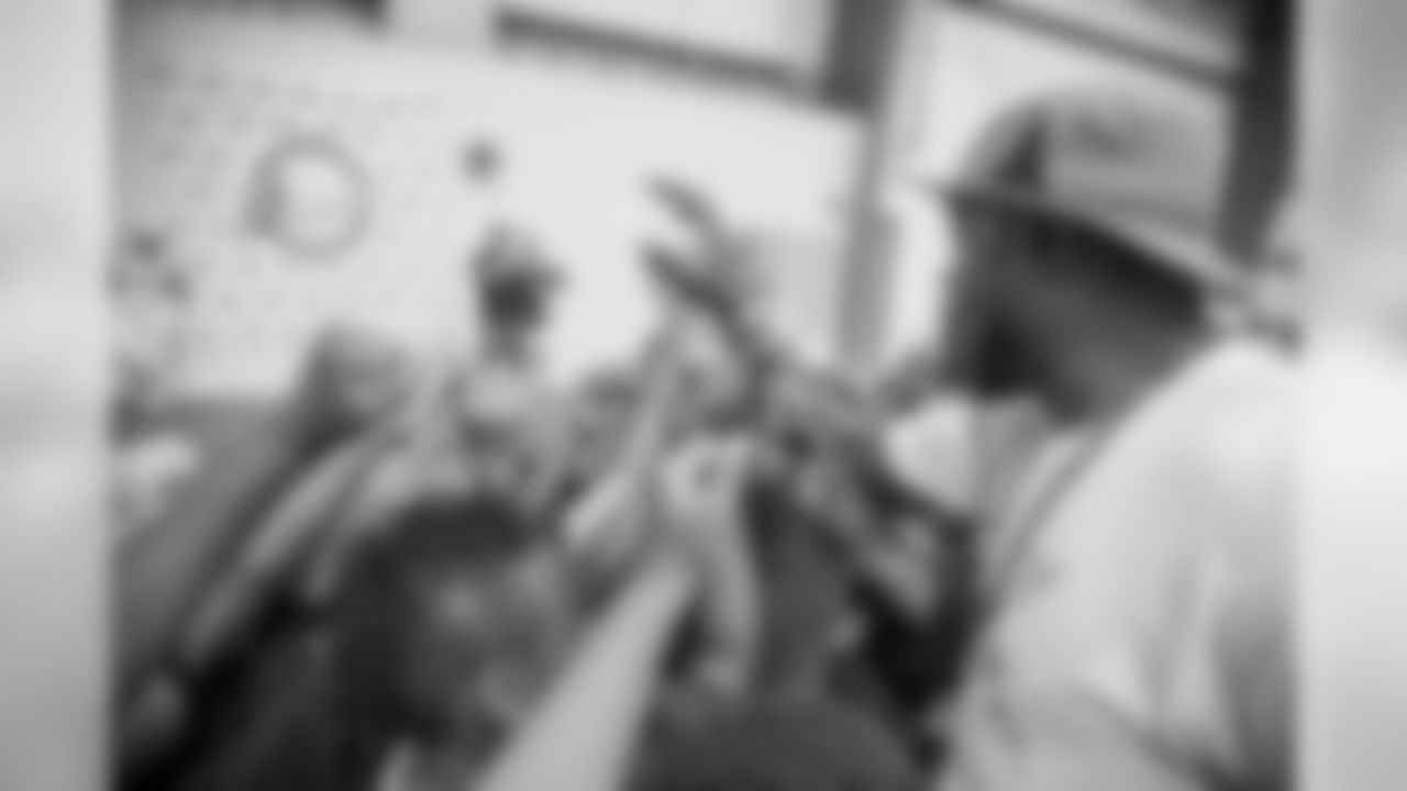Gallery-AlvinKamara-Camp-060119_002