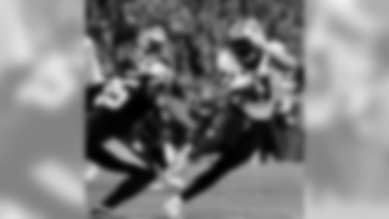 Saints 12 - Carolina 9 (W)
New Orleans Saints 2018 Season
Michael C. Hebert