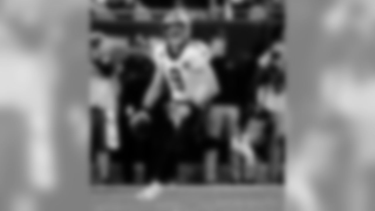 Saints 12 - Carolina 9 (W)
New Orleans Saints 2018 Season
Michael C. Hebert