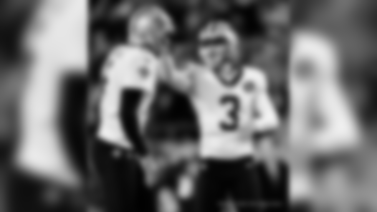 Saints 12 - Carolina 9 (W)
New Orleans Saints 2018 Season
Michael C. Hebert