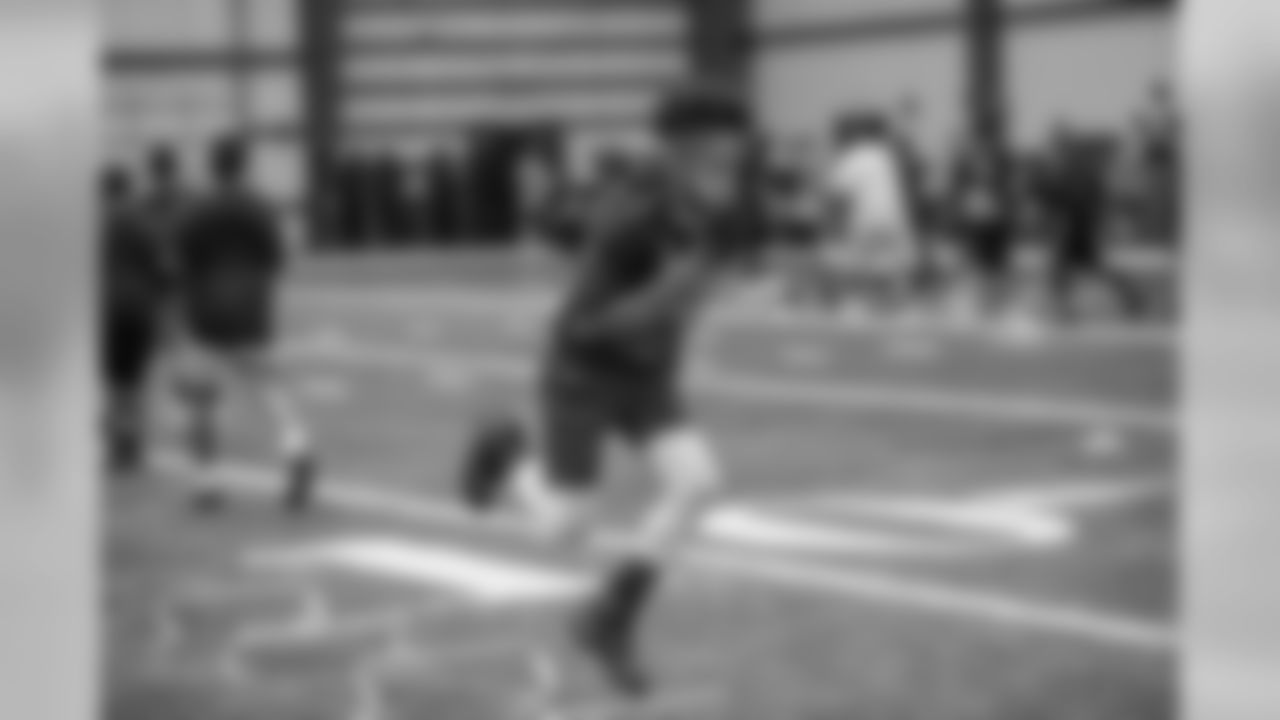 Gallery-AlvinKamara-Camp-060119_034
