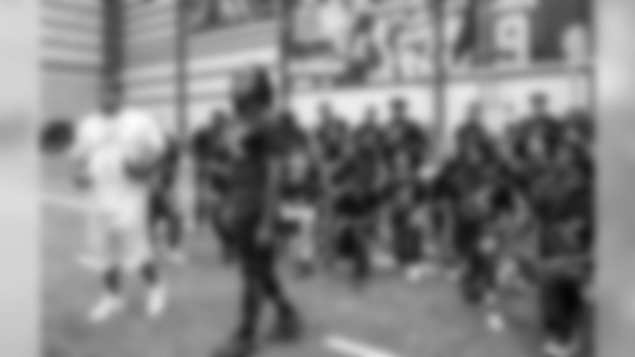 Gallery-AlvinKamara-Camp-060119_014