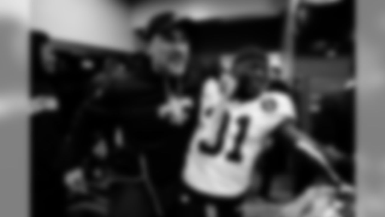 Saints 12 - Carolina 9 (W)
New Orleans Saints 2018 Season
Michael C. Hebert