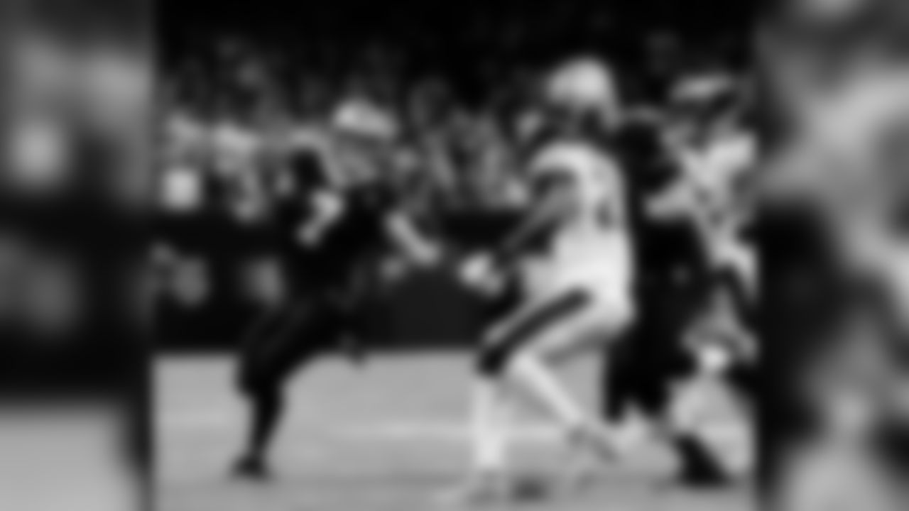 Saints 20 - Eagles 14 (W)
Divisional Game
Michael C. Hebert