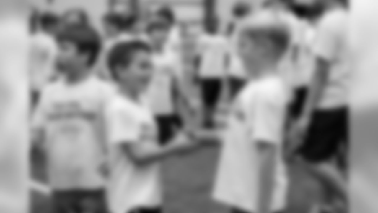 Gallery-SteveGleason-FootballClinic-060819_033