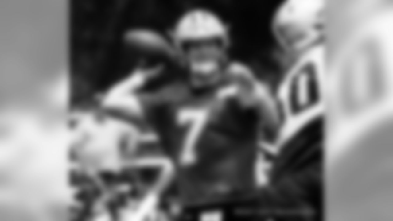 2019 New Orleans Saints - Vet Mini Camp
June 11th
All Images Copyright Michael C. Hebert