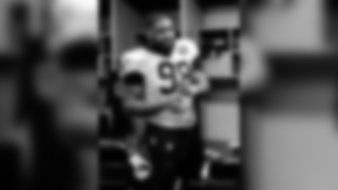 Saints 28 - Bucs 14 (W)
South Division Champions
New Orleans Saints 2018 Season
Michael C. Hebert