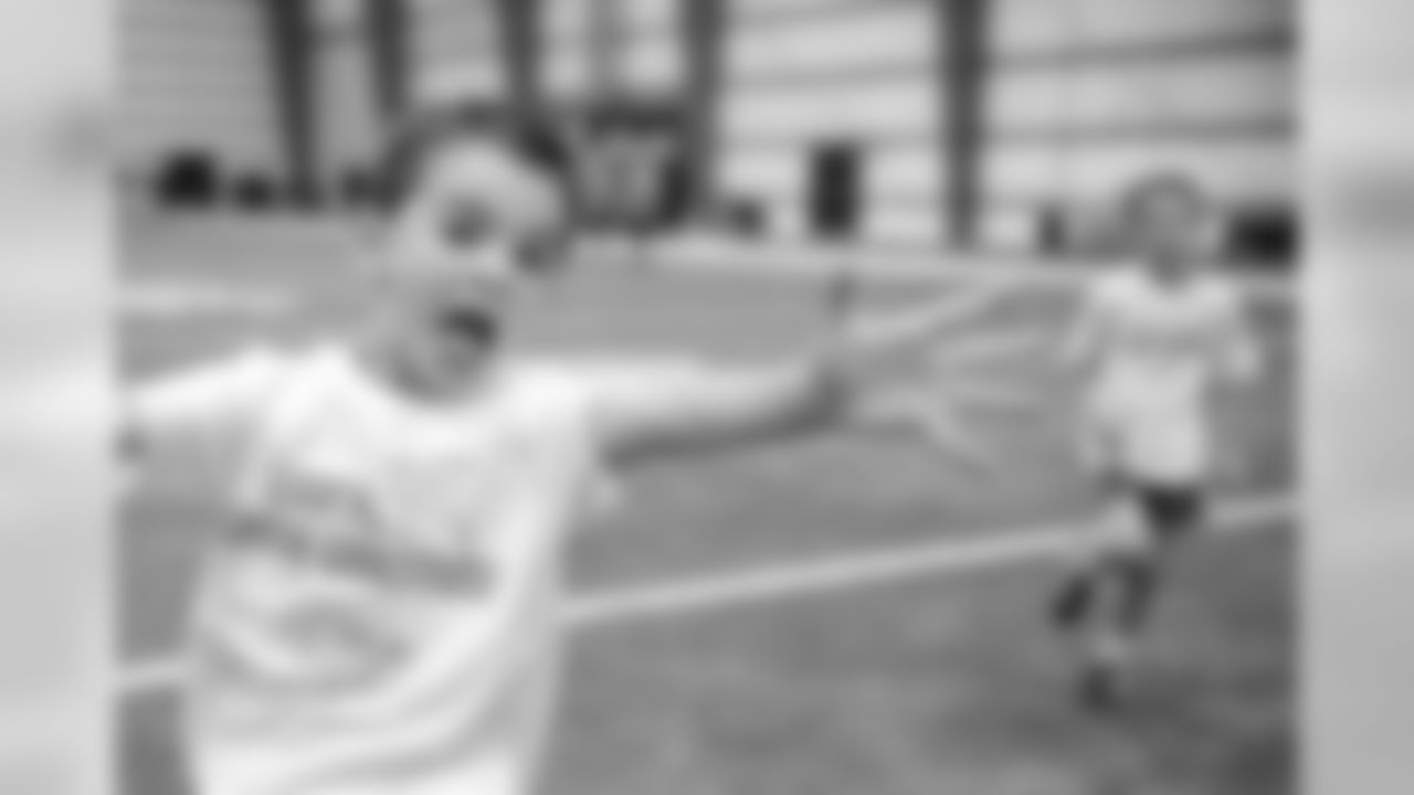 Gallery-SteveGleason-FootballClinic-060819_079