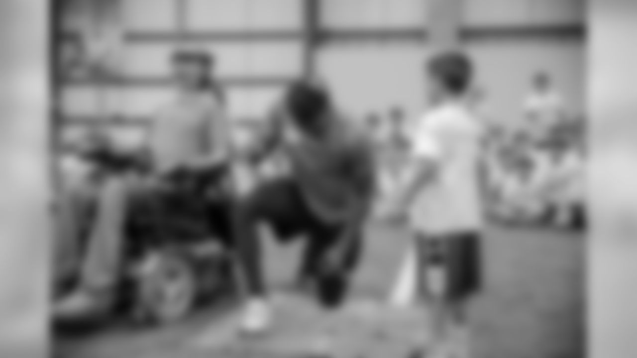 Gallery-SteveGleason-FootballClinic-060819_061