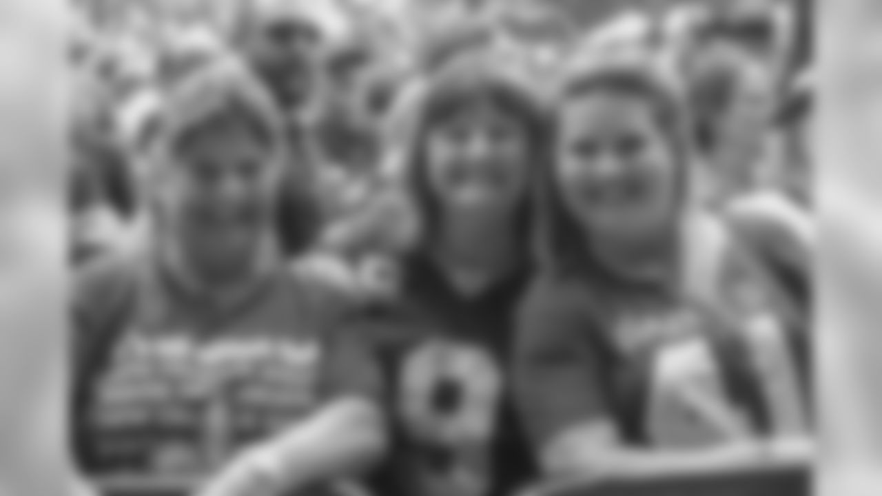 Gallery-Champions-2560-1440-462_1