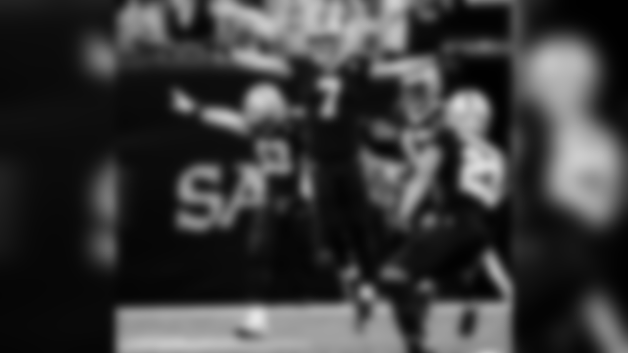 2018 Season
Saints 21 - Browns 18
Saints 1-1 in 2018 Regular Season
New Orleans Saints 2018 Season
Michael C. Hebert