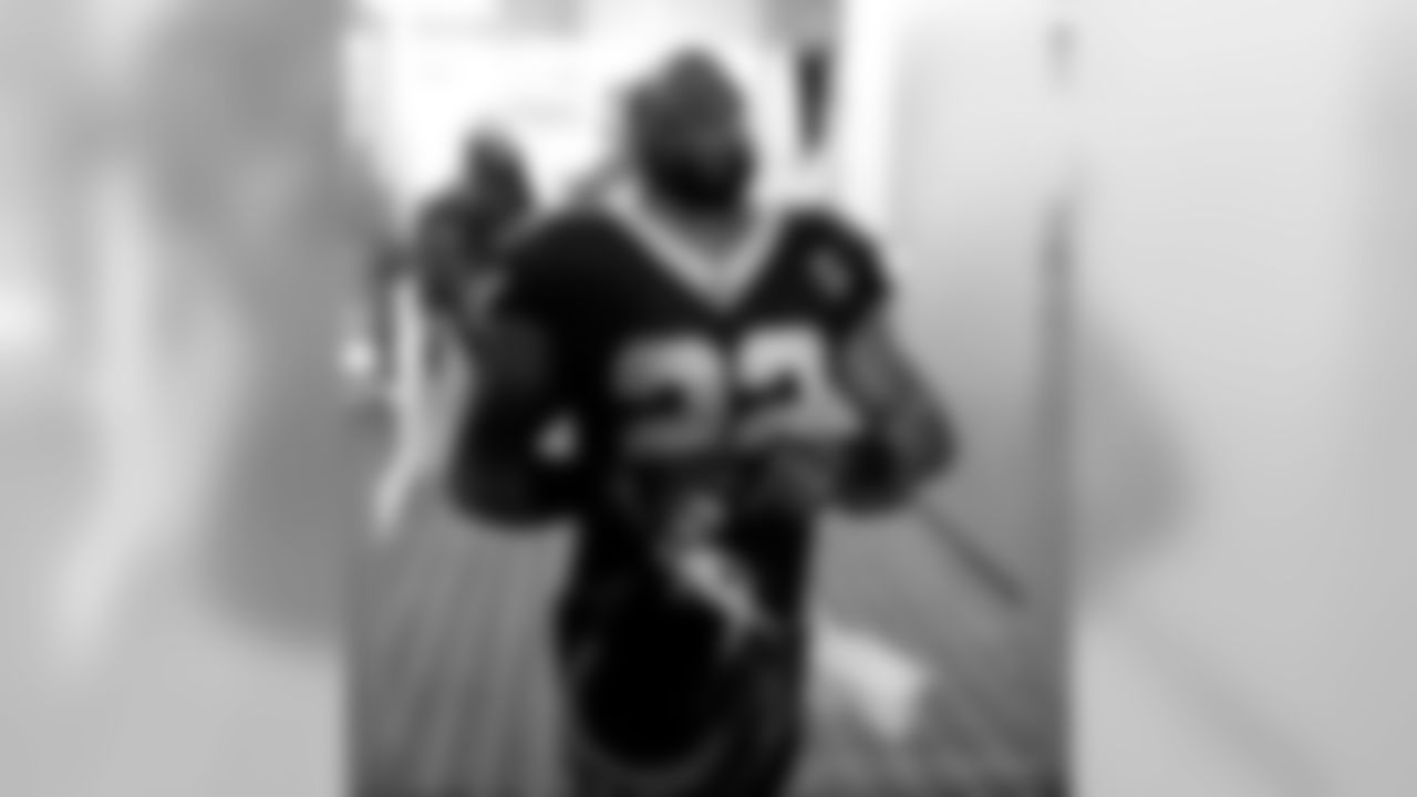 Saints 20 - Eagles 14 (W)
Divisional Game
Michael C. Hebert