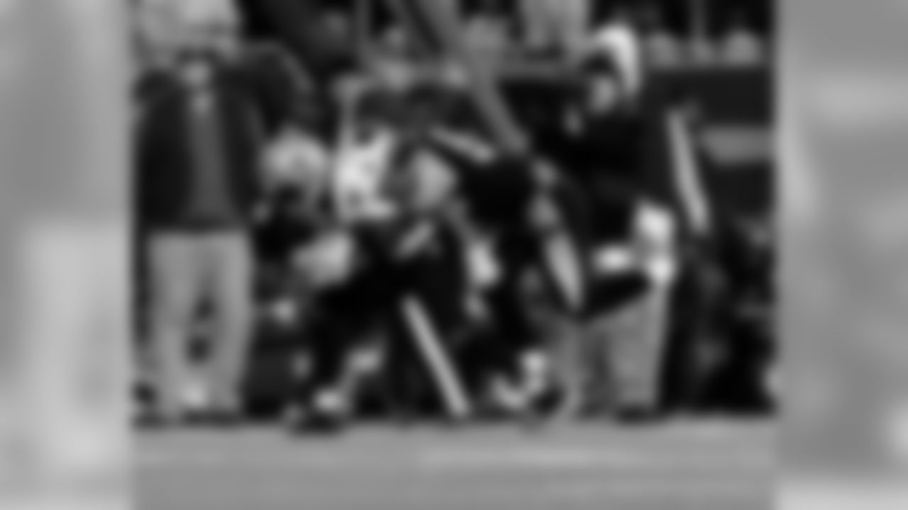 Saints 12 - Carolina 9 (W)
New Orleans Saints 2018 Season
Michael C. Hebert