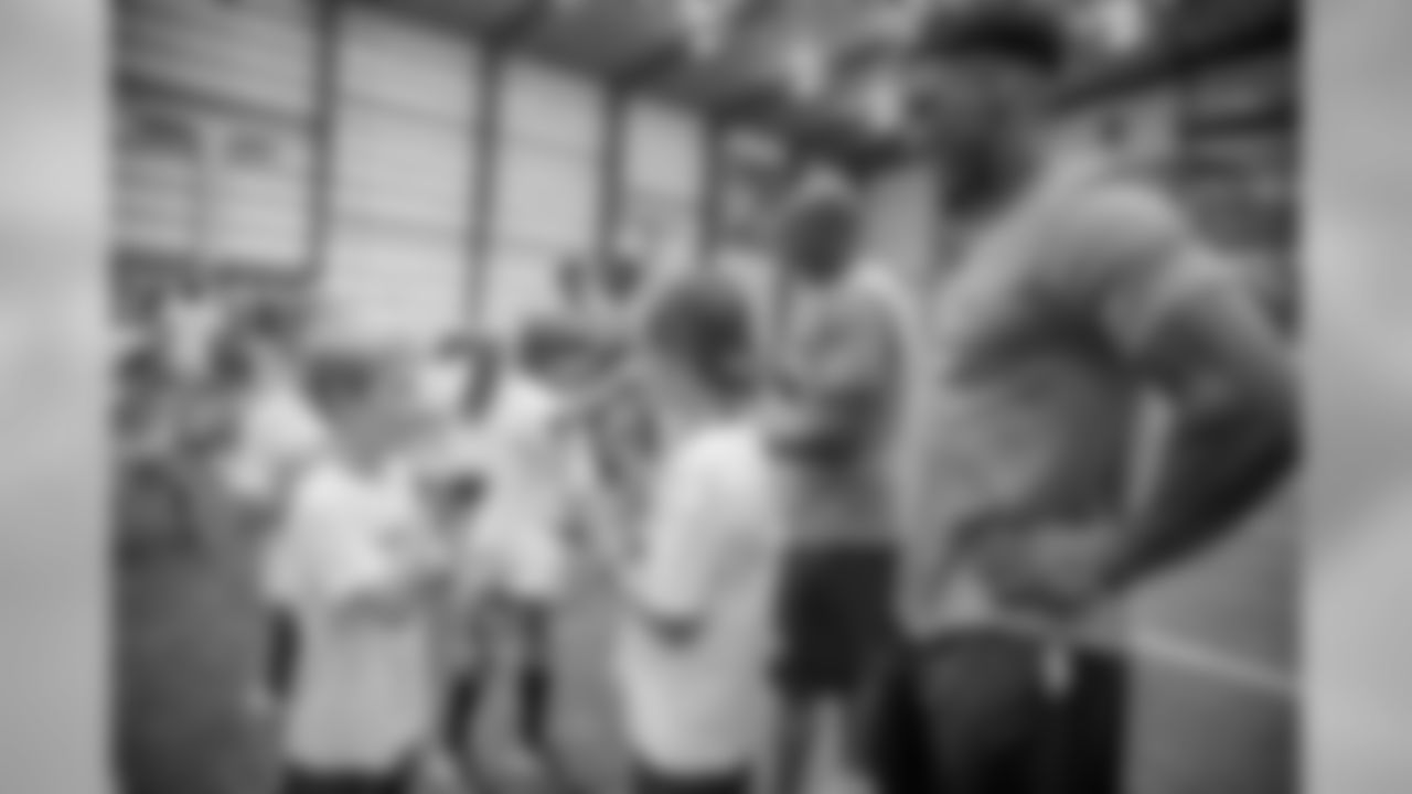 Gallery-SteveGleason-FootballClinic-060819_080