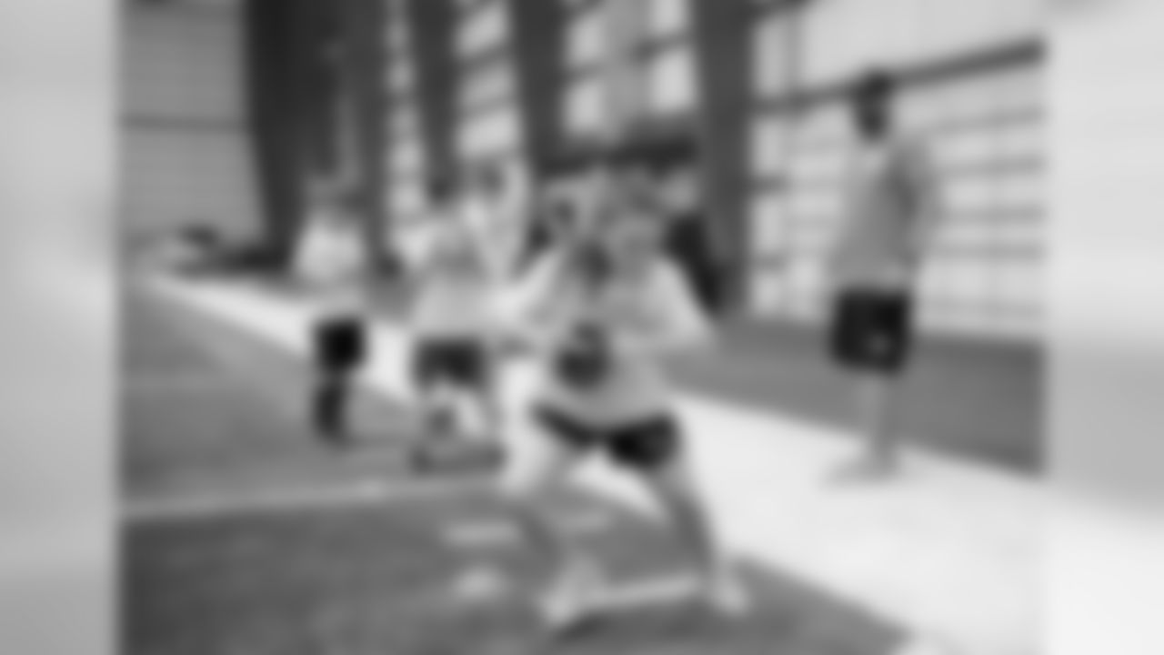 Gallery-SteveGleason-FootballClinic-060819_077