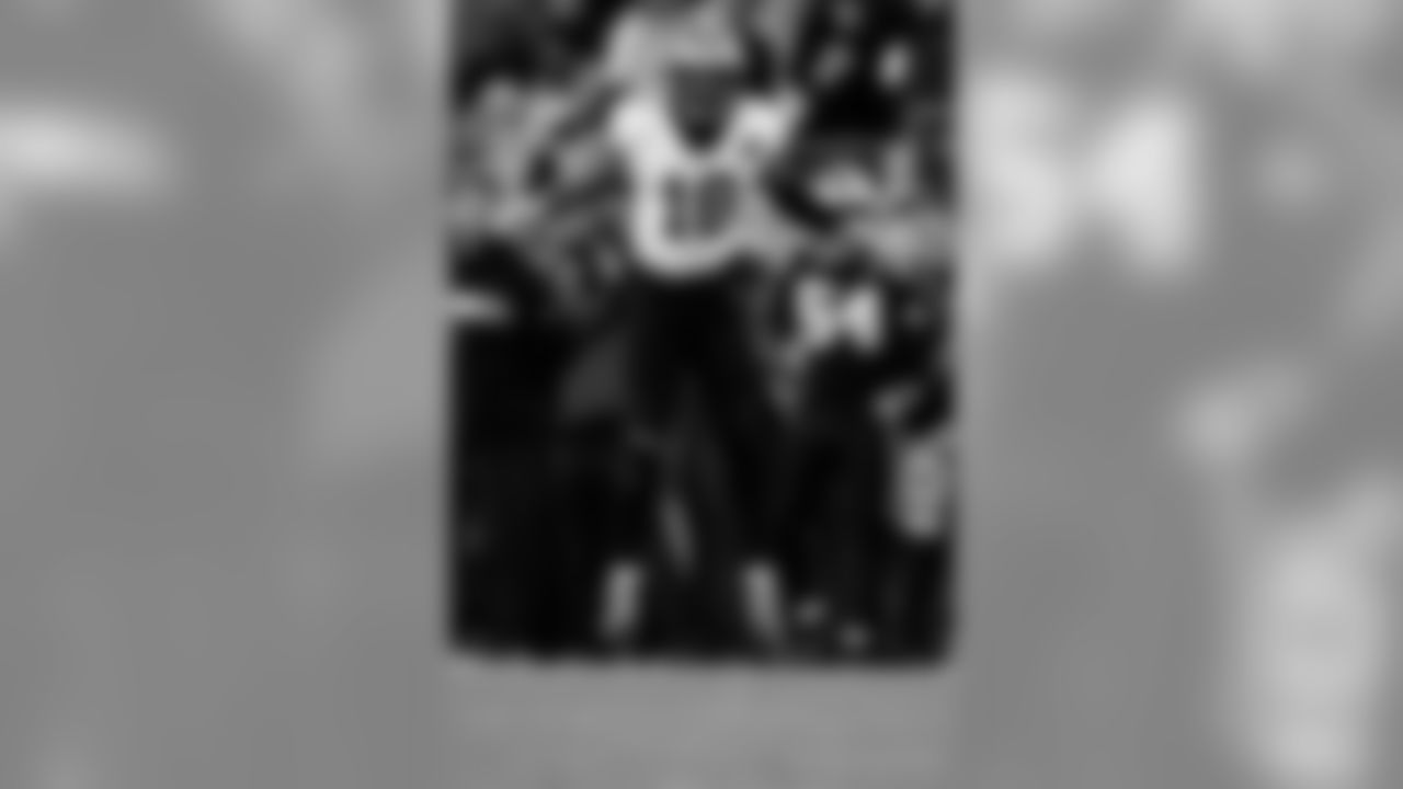 Saints 12 - Carolina 9 (W)
New Orleans Saints 2018 Season
Michael C. Hebert