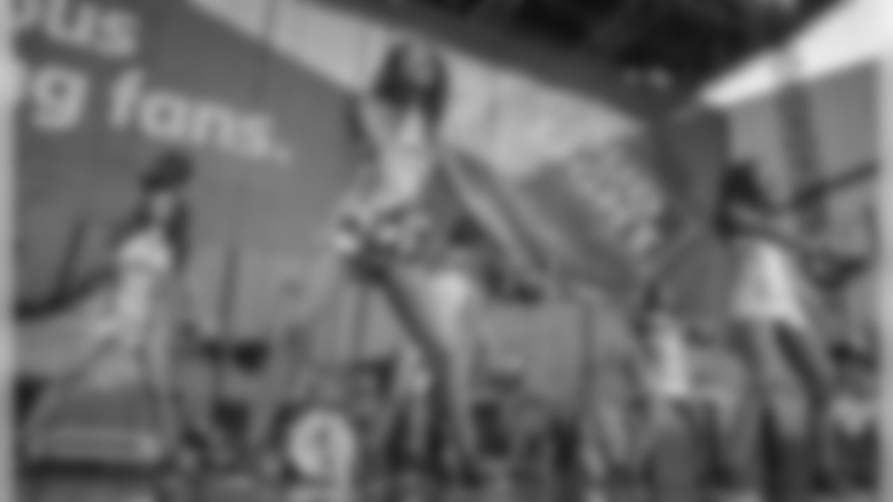 Gallery-Champions-2560-1440-1109