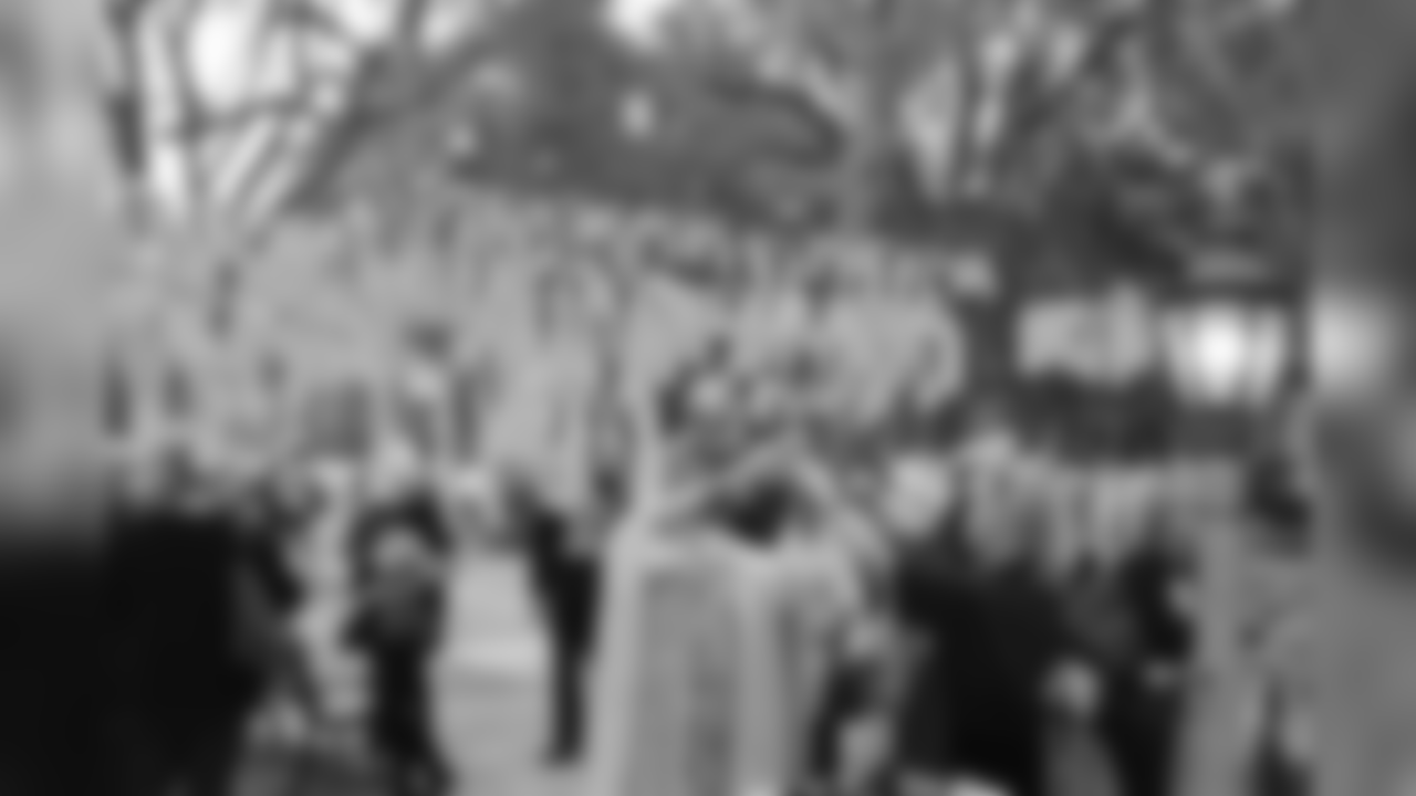 Gallery_BoycottSuperBowl53_Fans_Church020319_45