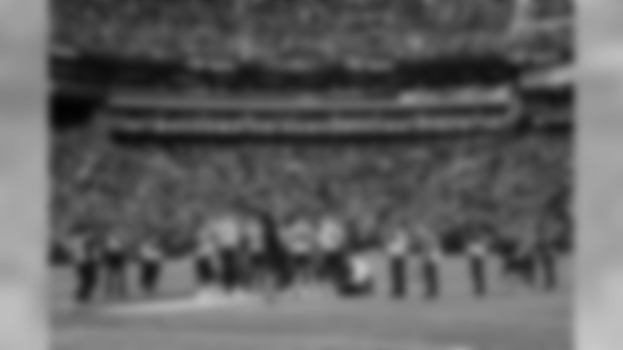 Captains for the Rams and Seahawks met at midfield for the opening coin toss.