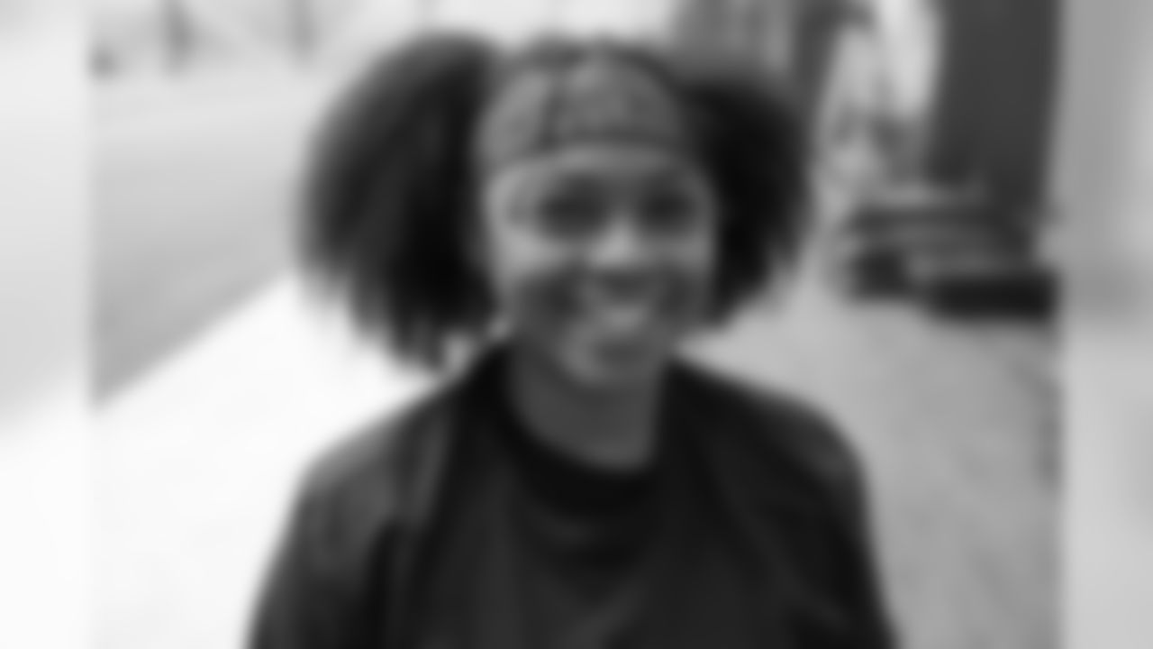 **_Lehl Inman (18)_**
---------------------
"Music helps me to stay focused on my goals for school."