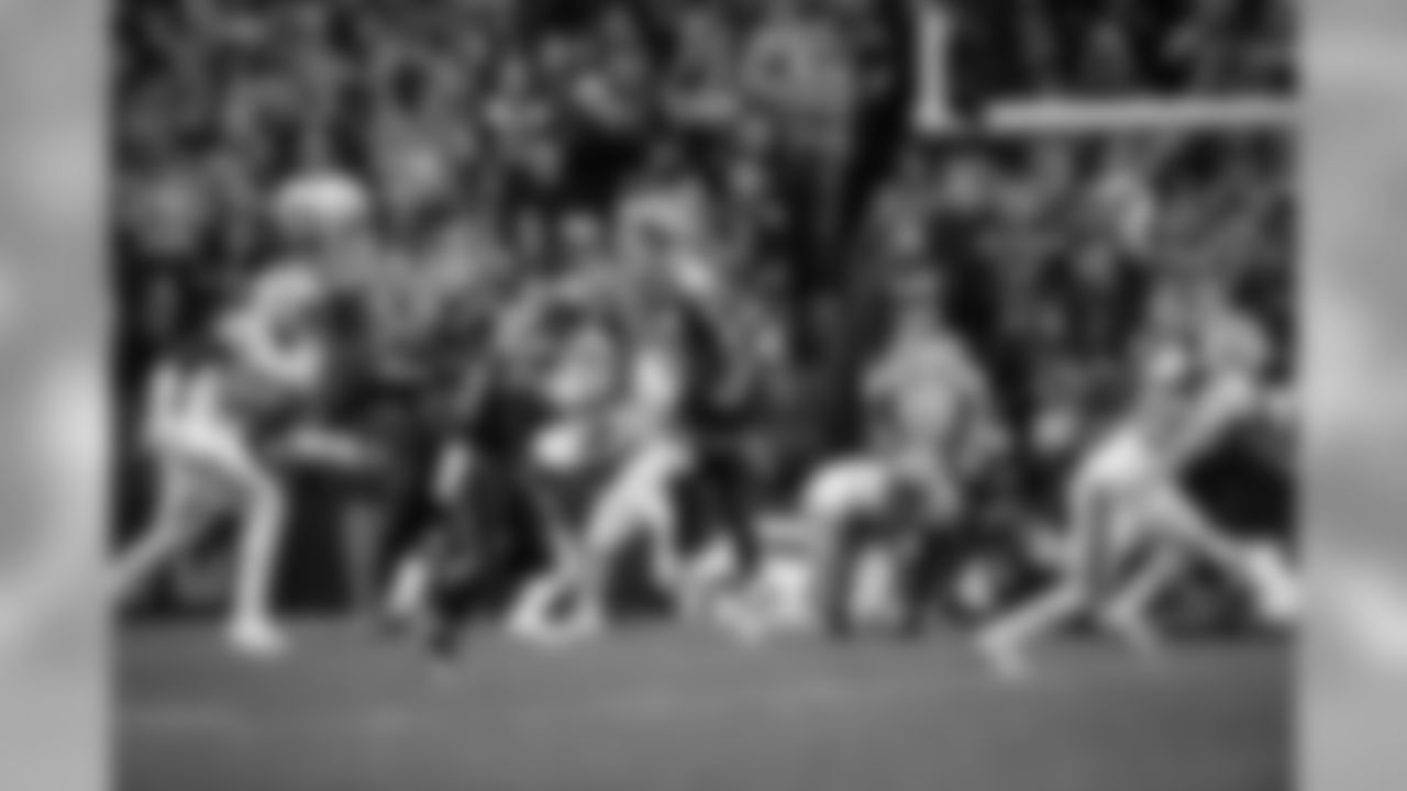 Seahawks quarterback Russell Wilson lets fly up the left sideline in the third quarter.