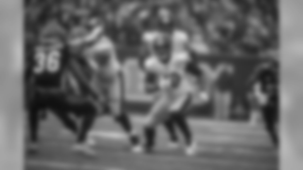 A 2018 Regular Season game between the Pittsburgh Steelers and the Cincinnati Bengals on Sunday, October 14, 2018.