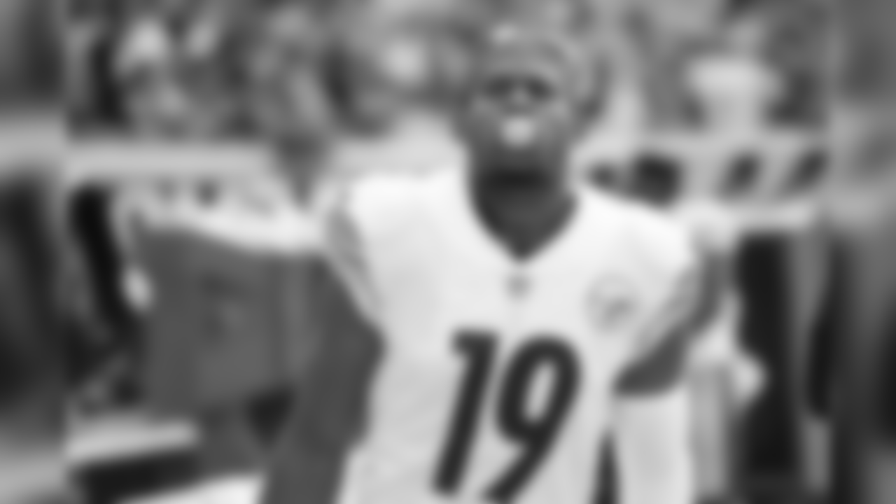 A 2018 Regular Season game between the Pittsburgh Steelers and the Jacksonville Jaguars on Sunday, November 18, 2018. The Steelers defeated the Jaguars 20-16.