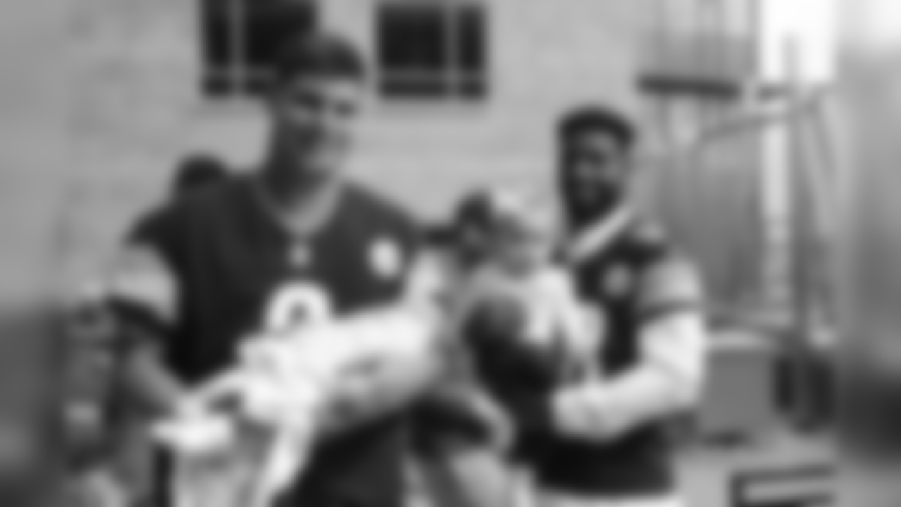 2018_Rookie_Hospital_Visit_1002rm0098