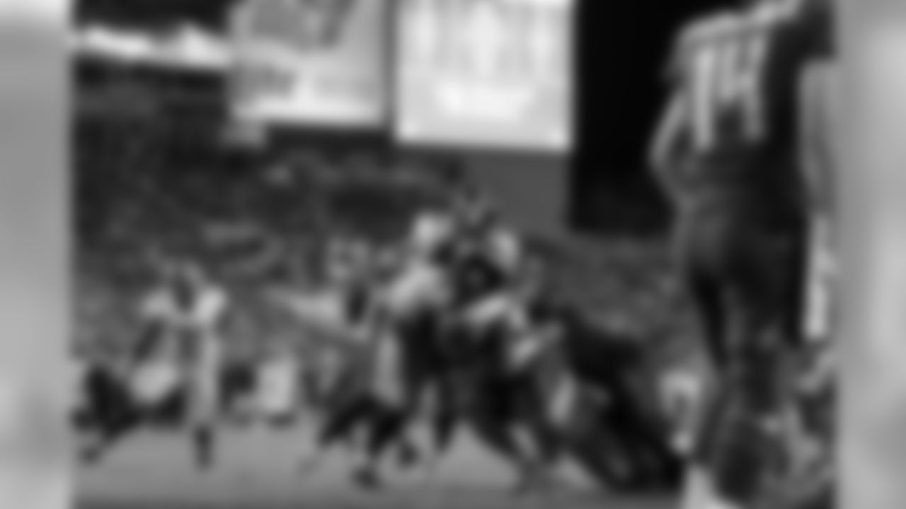 A 2018 Regular Season game between the Pittsburgh Steelers and the Tampa Bay Buccaneers on Monday, September 24, 2018. The Steelers defeated the Buccaneers 30-27.