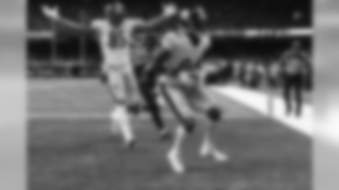 A 2018 Regular Season game between the Pittsburgh Steelers and the New Orleans Saints on Sunday, December 23, 2018. The Saints defeated the Steelers 31-28.