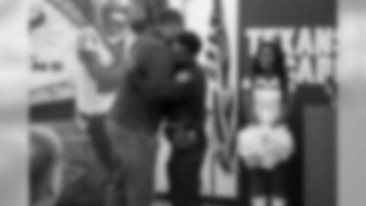 0191_TexansStarOfCourage_092218_MCW