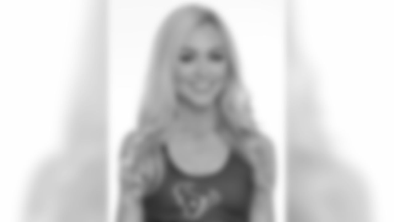 Tiffany B. (Deer Park, TX)