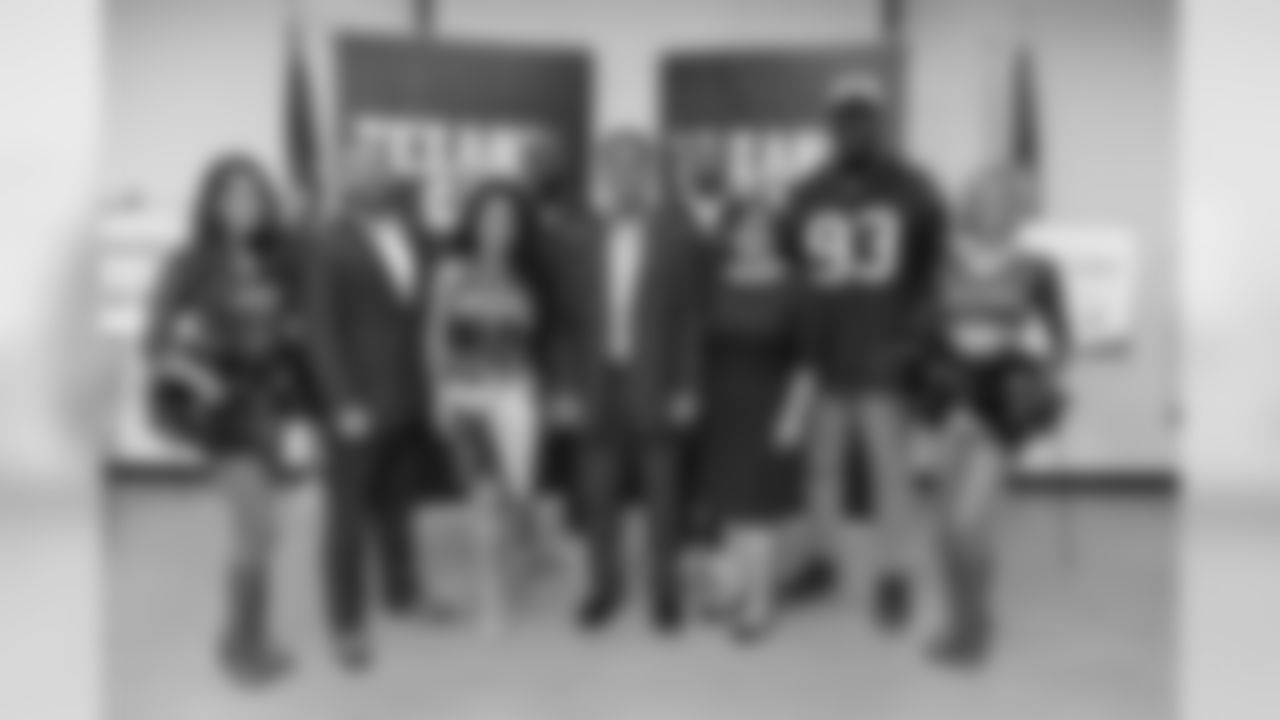0131_HispanicHeritageLeadershipAwards_100918_MCW