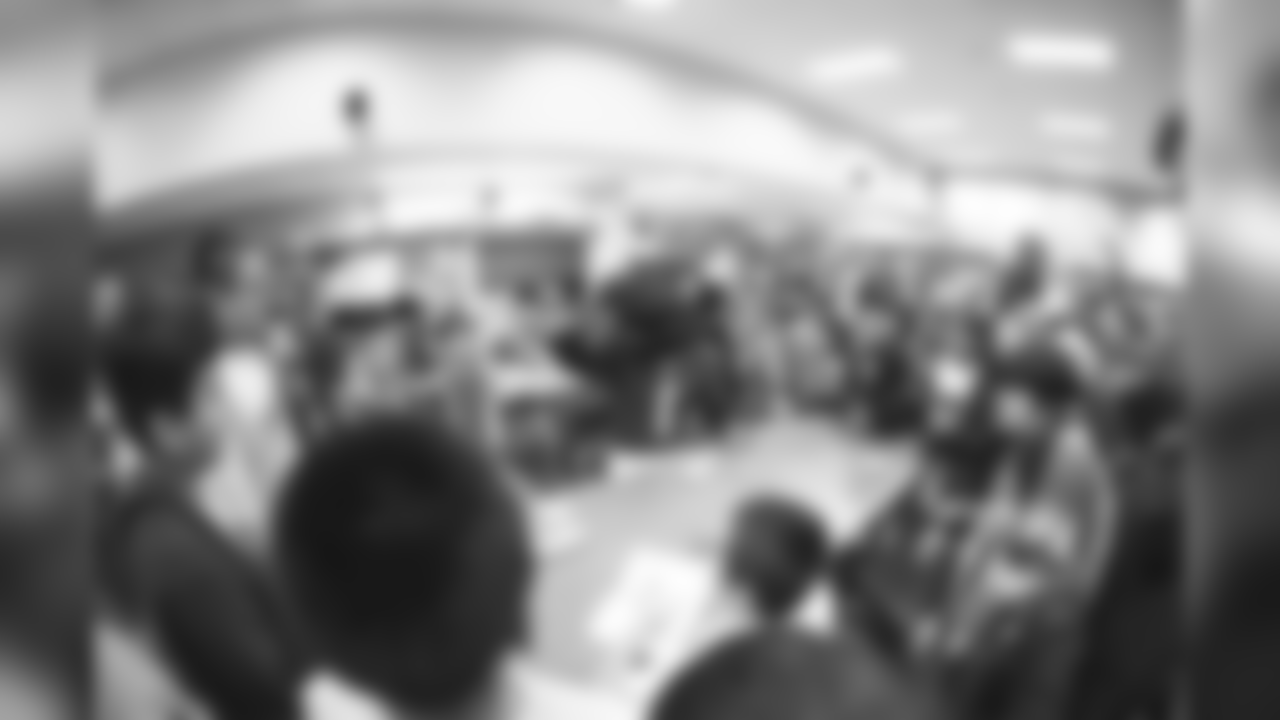 An image from the Dec. 7, 2018 Fuel Up to Play 60 "Breakfast in the Classroom" event at Sutton Elementary in Houston, TX.