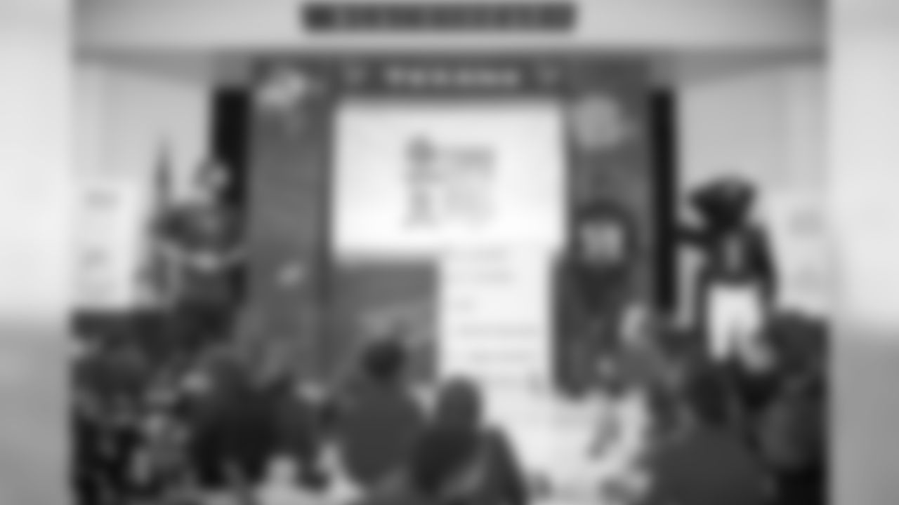 0094_TakeTheBULLoutofBullying_092618_MCW