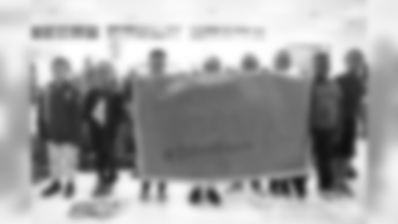 0003_TakeTheBULLoutofBullying_092618_MCW