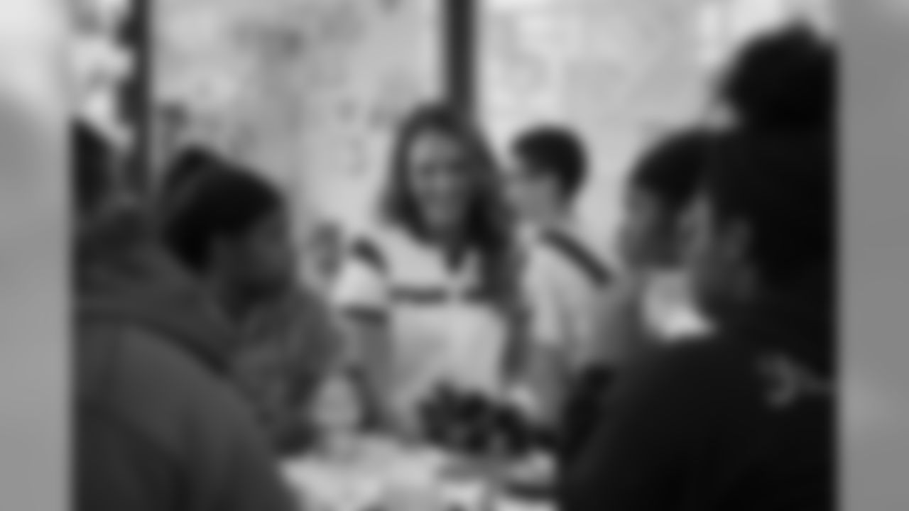 An image from the May 16, 2019 Texans Teen Club Graduation community development event.