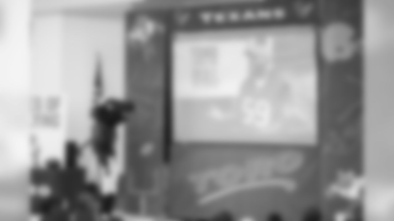 0038_TakeTheBULLoutofBullying_092618_MCW