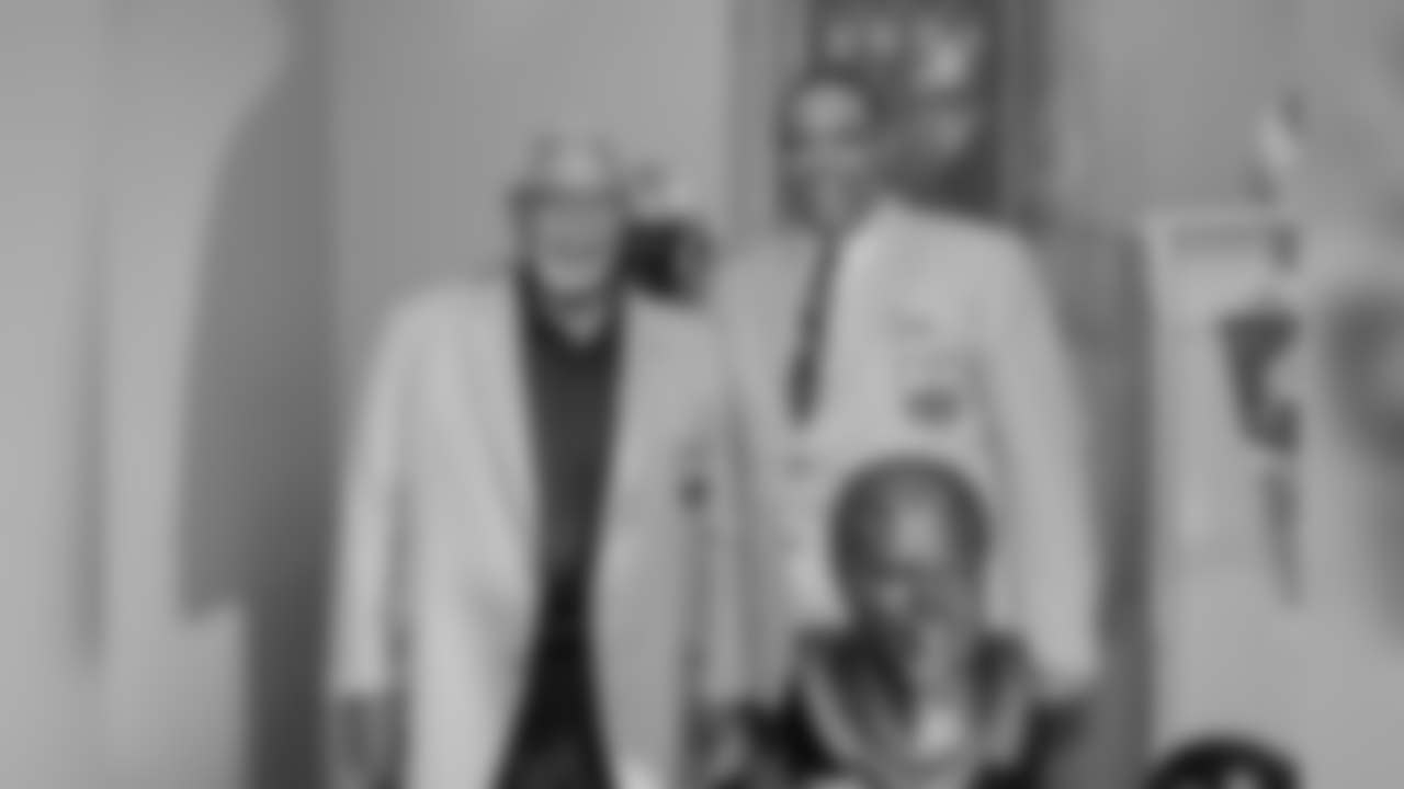 robert-brazile_2018-enshrinement_HOF_Party53891