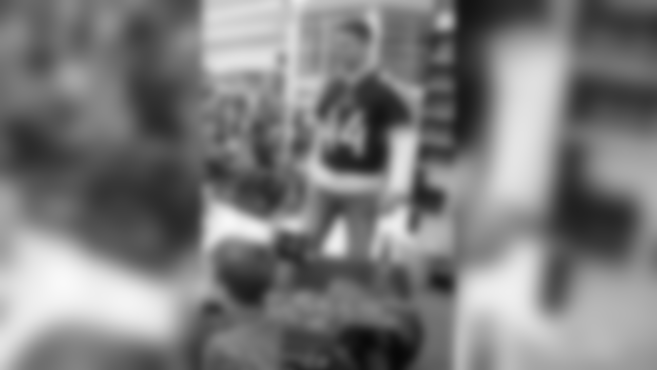 academy2018correa65010seqn}