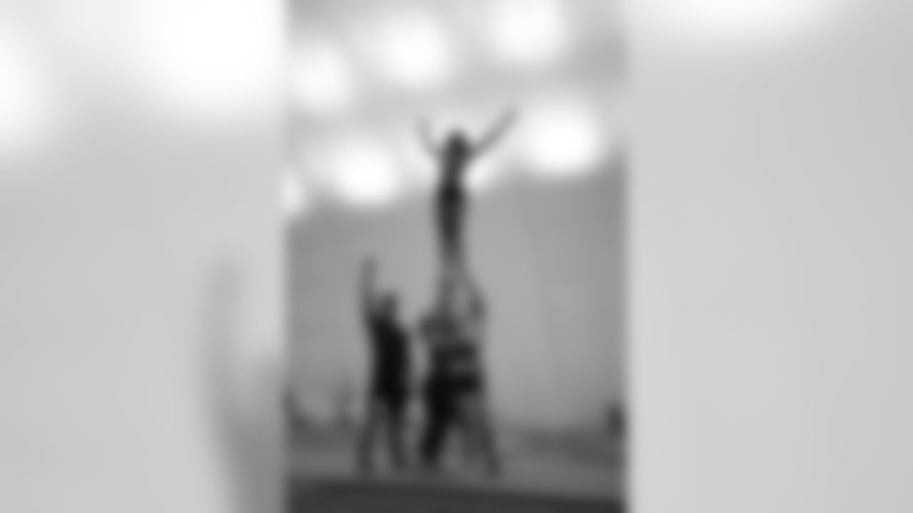 190519-stunt-team74276