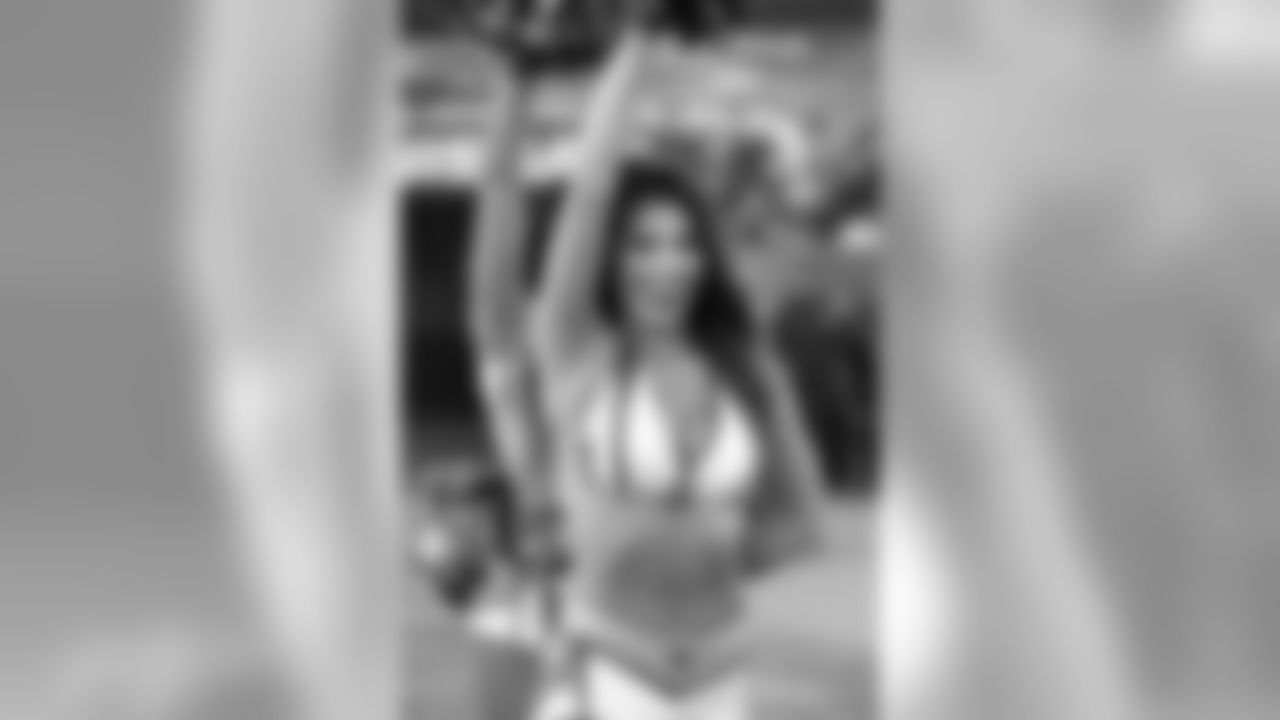 titans2018vikings-cheer145849