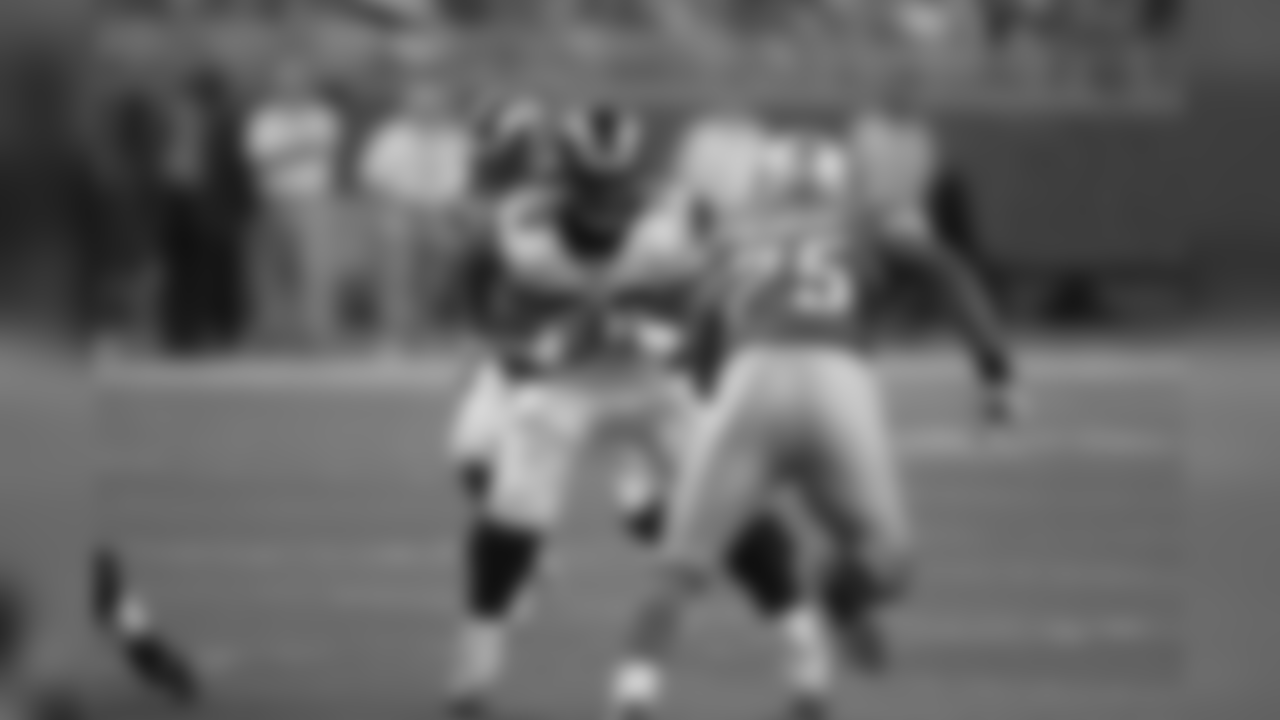 St. Louis Rams offensive tackle Rodger Saffold (76) blocks against the Detroit Lionsd in the first quarter of an NFL football game in Detroit, Sunday, Oct. 10, 2010. (AP Photo/Paul Sancya)