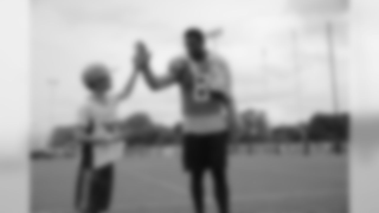 training-camp-buccaneers-180816d44255