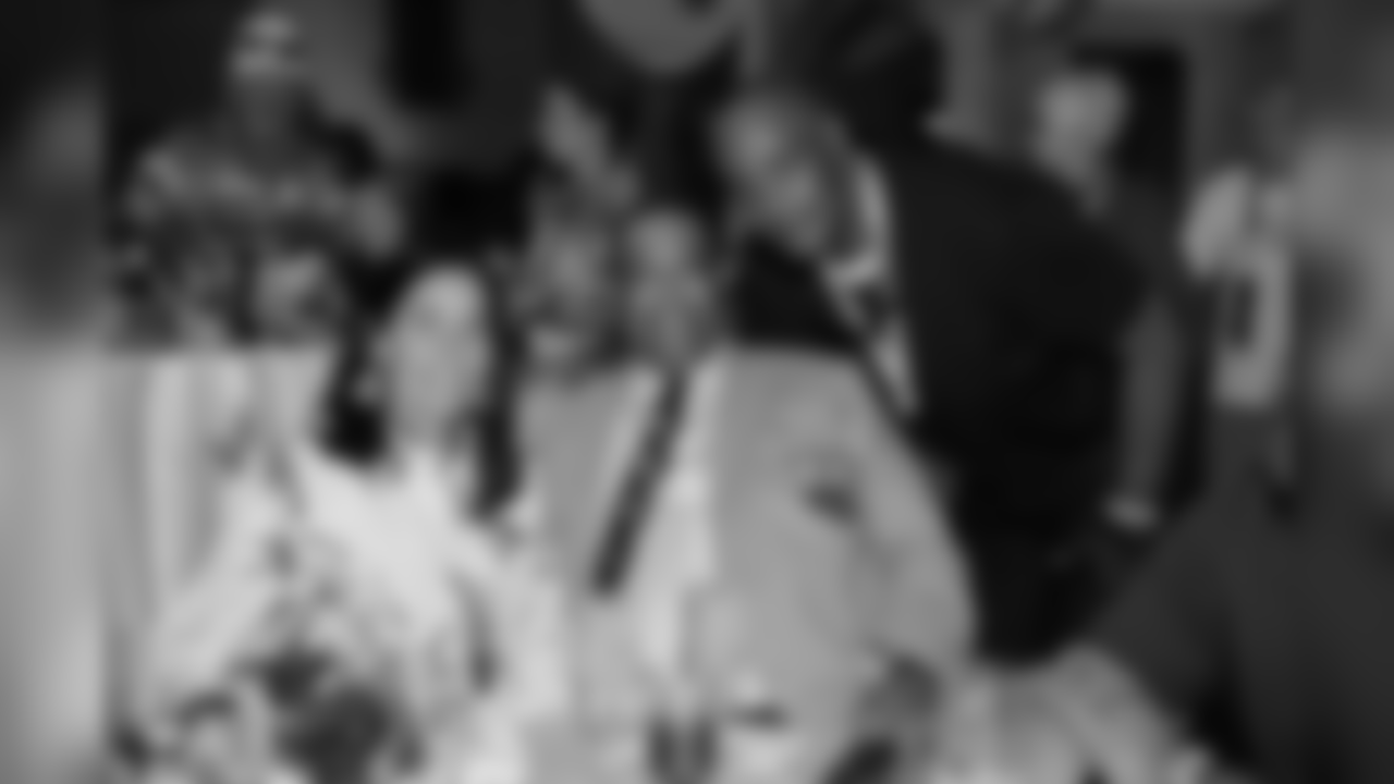 robert-brazile_2018-enshrinement_HOF_Party53928